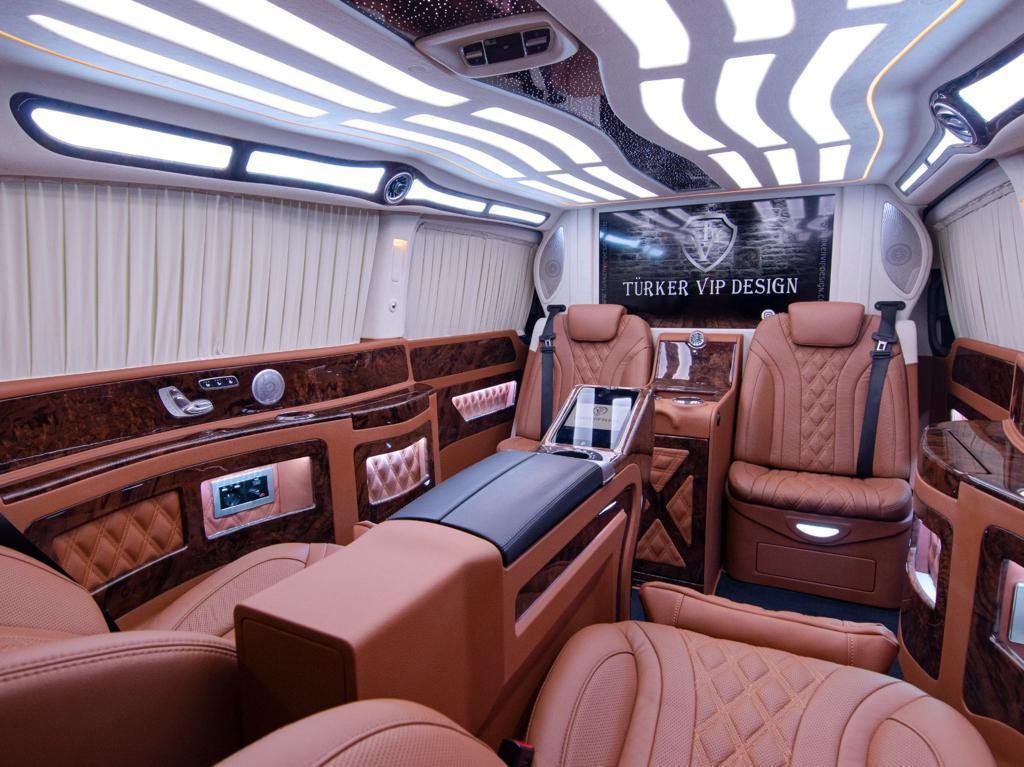 Amsterdam Airport Transfer at Schiphol Airport with luxury chauffeur vehicle providing seamless pickup for tourists in Amsterdam