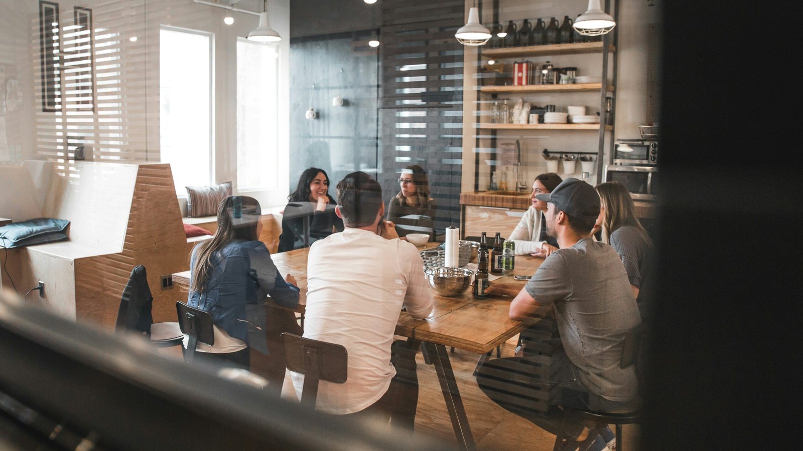 You are currently viewing Corporate Travel Management in Europe: The Ultimate B2B Guide for Seamless Business Travel