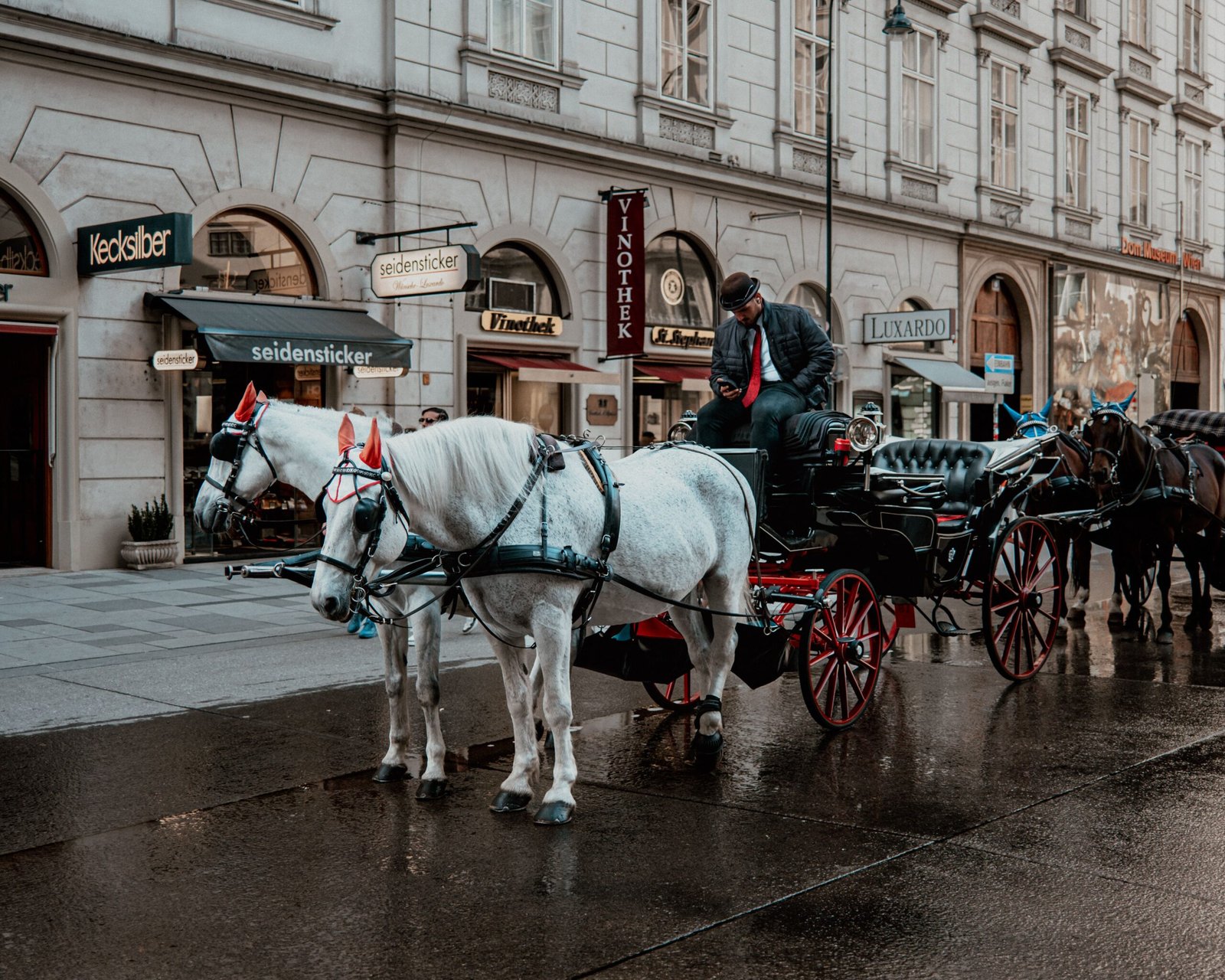 You are currently viewing Wien im Winter: Weihnachtsmärkte, Sehenswürdigkeiten und Reisetipps 2026/2027
