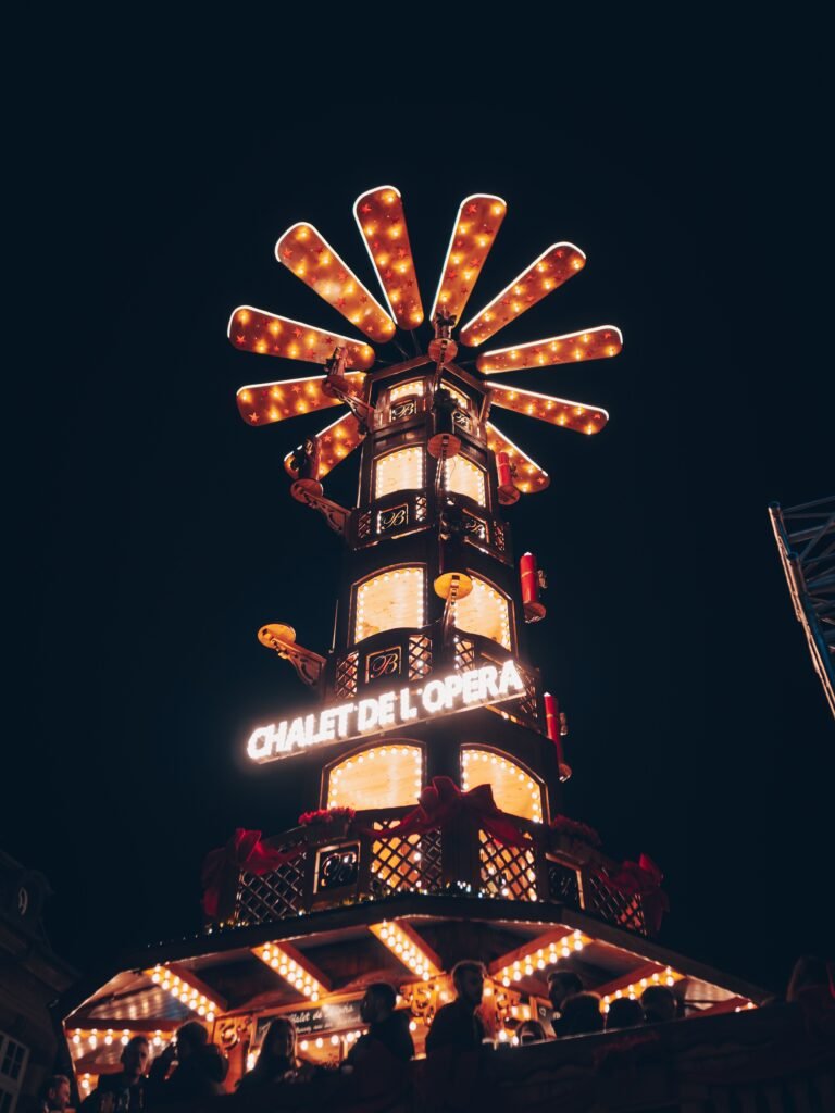 Marché de Noël de Strasbourg dans le centre historique en hiver